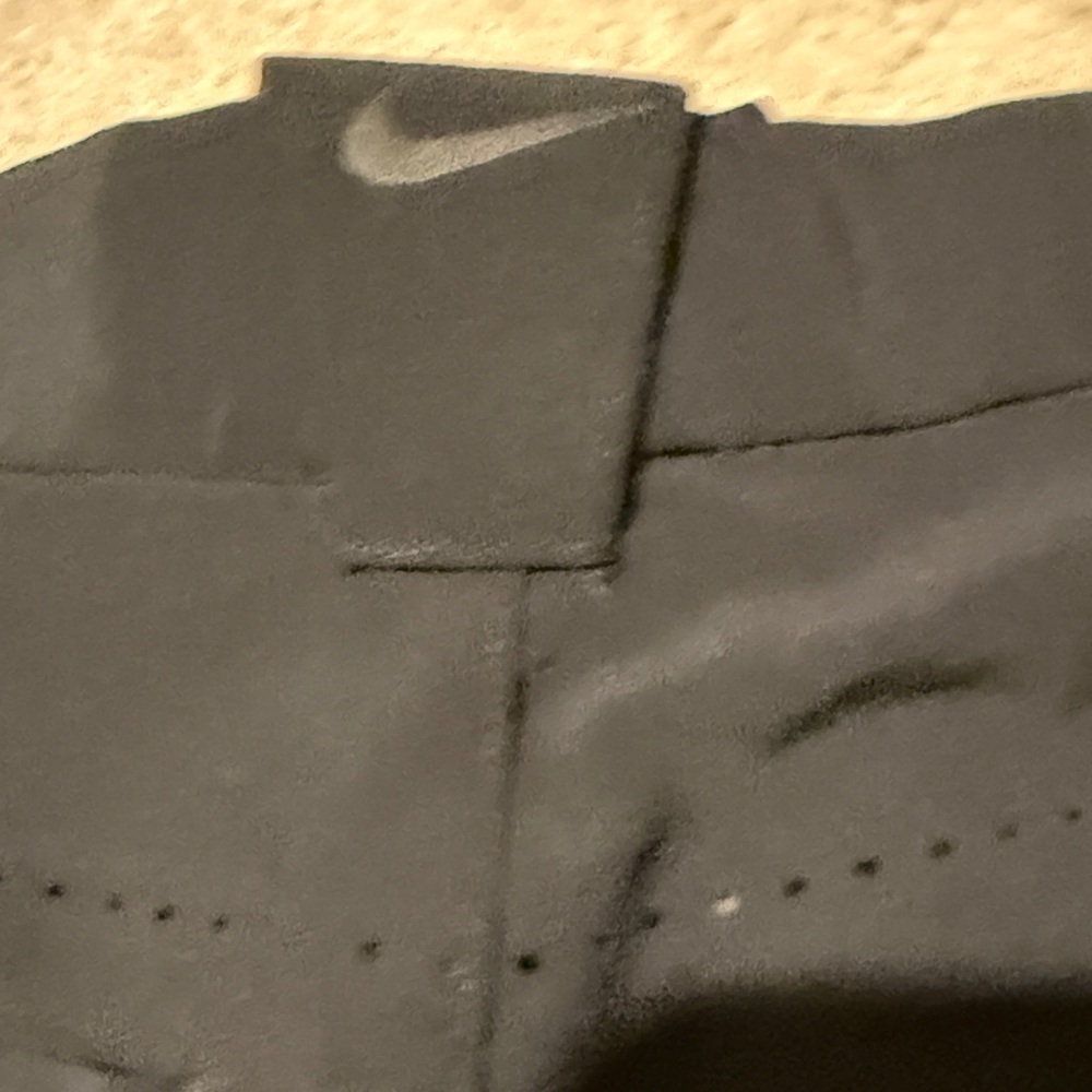 Nike Golf Men's Black Pants - Picture 3 of 4